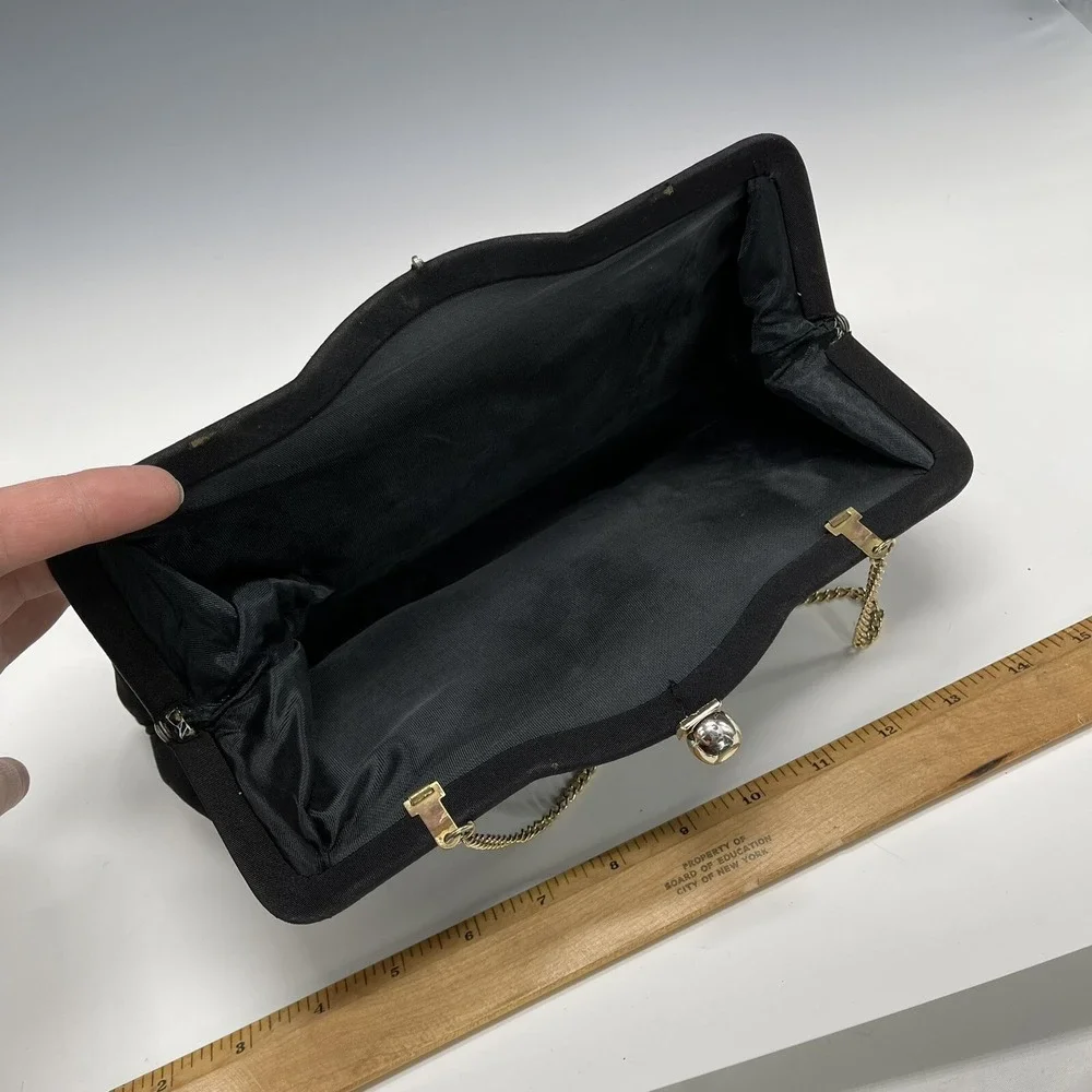 Vintage Evening Glam Wallet‎ Clutch Purse Chain Bag Black Kiss Lock